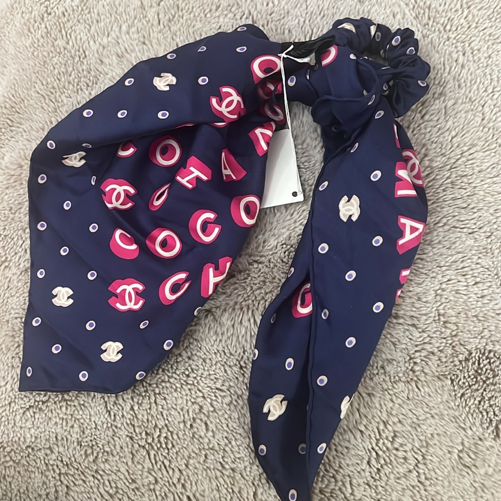 Chanel Navy Blue Logo Hair Accessory Scarf and Scrunchie - Picture 6 of 9